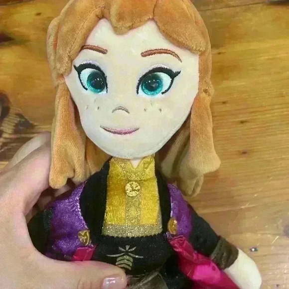 Disney TY Sparkle Collection Frozen 2 Anna the Princess Stuffed Plush Toy - Picture 6 of 8